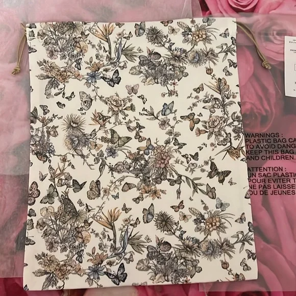 Dior Cruise 24 Drawstring Bag- Butterfly 9x11 - Picture 4 of 9